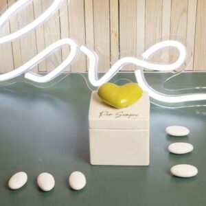 SCATOLA QUADRATA PICC. C/CUORE VERDE