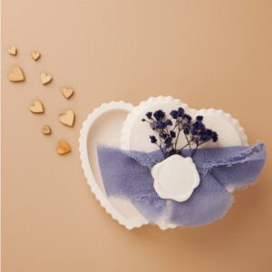 SCATOLINA IN GESSO CON CHIFFON BLU 9X8.5X4 CM