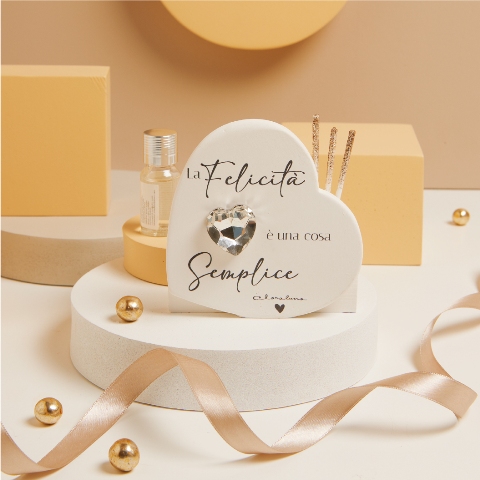 DIFFUSORE CUORE
10.7X11X3.5 CM